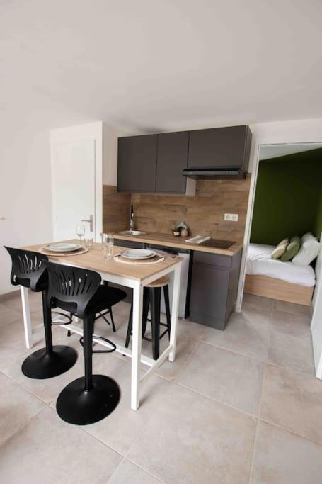Apt T2 Neuf Terrasse Arlés Exterior foto